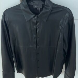 Gracia Women's Black Button Down Shirt